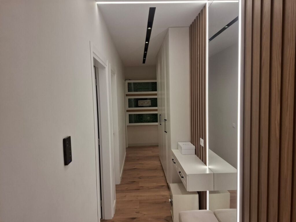 Jepet me qira apartament 2+1+2