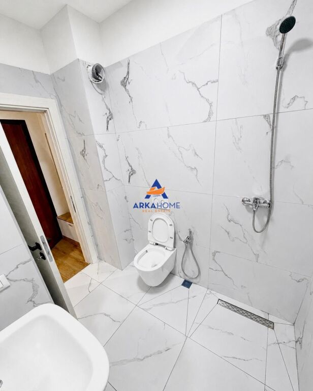 JEPET APARTAMENT 1+1 ME QERA "PASKUQAN, PRANE REZIDENCES ALBULENA" 40.000 LEKE