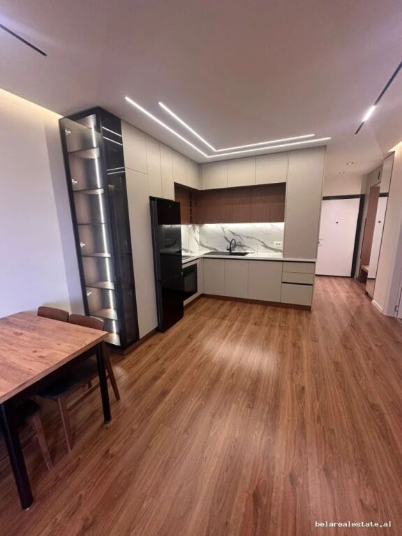 Apartament Me Qera 2+1 ne Laprake (ID B2201984) Tirane