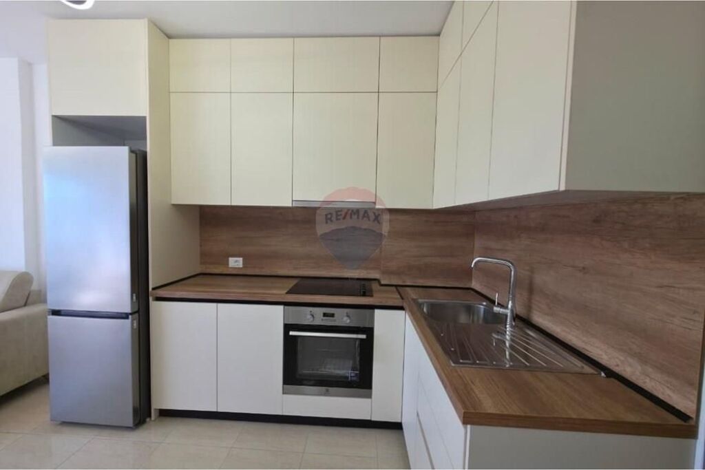 Apartament 1+1 per qira tek Casa Italia, Kthesa e Kamzes