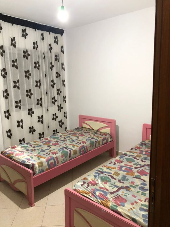 Appartamento 3+1+2 bagni + balcone in affitto – Astir !