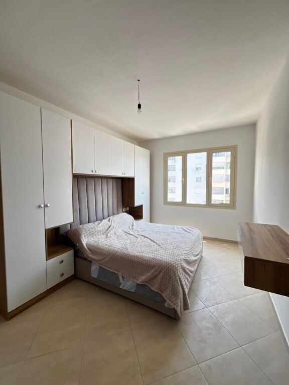 JEPET ME QERA APARTAMENT 2+1+2 PRANE POSTES PLZH, DURRES