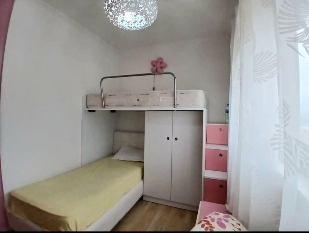 Jepet me qira 2+1 Ali Demi 550 mije leke