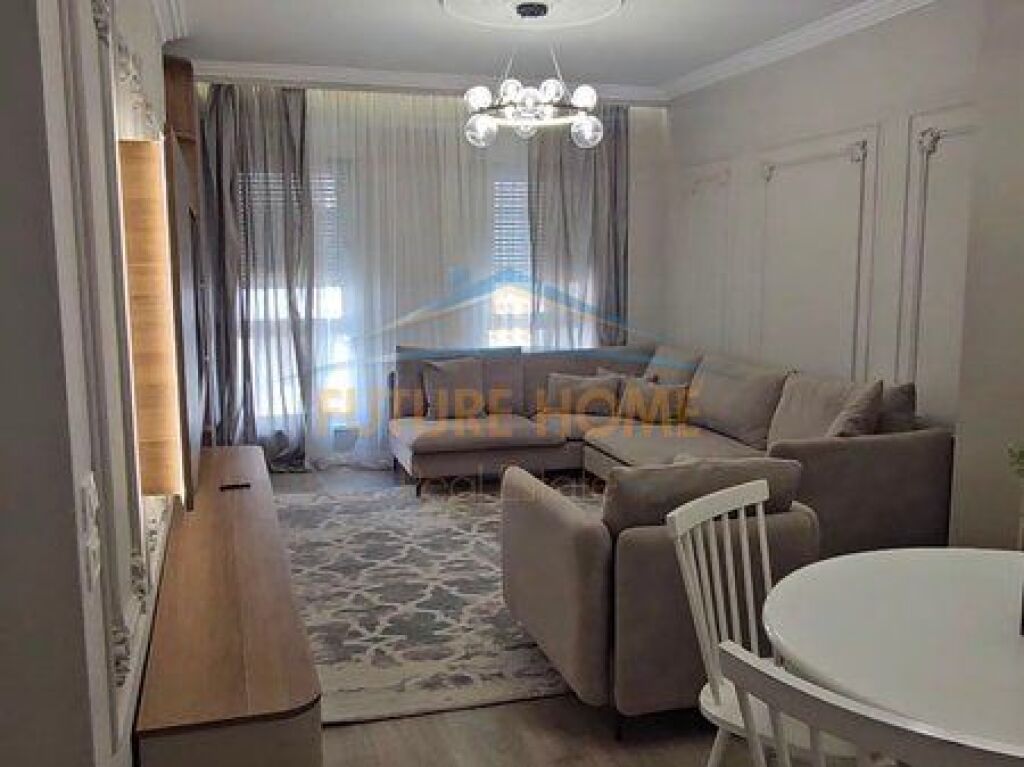 Qira, Apartament 1+1, Kompleksi Kontakt