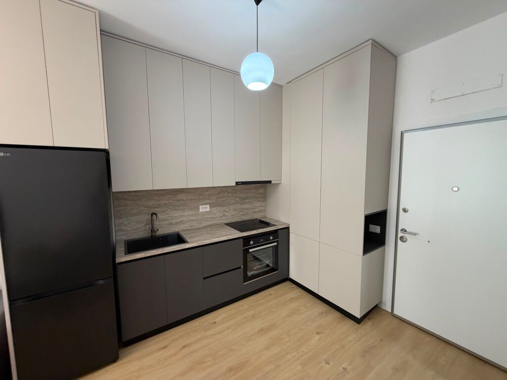 Apartament me qera 1+1 Kadiu