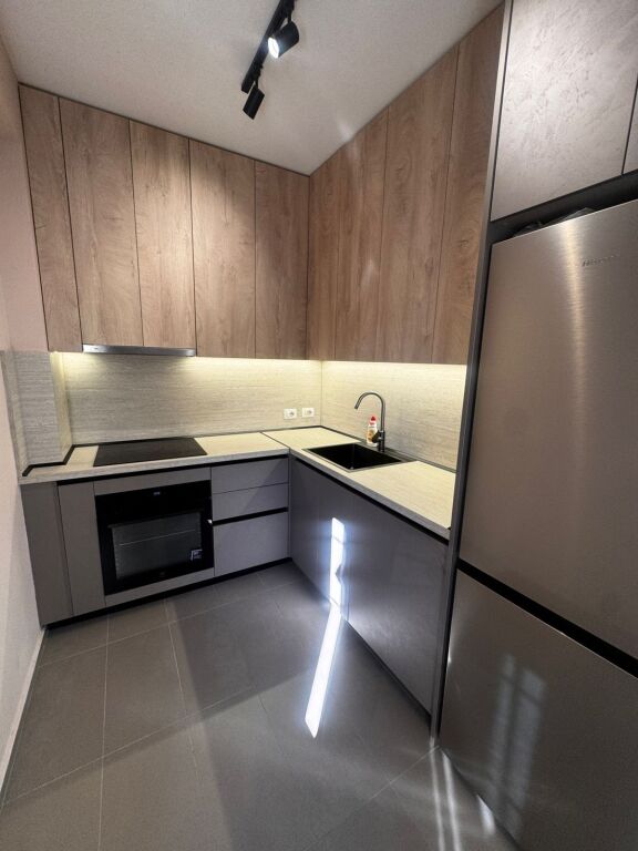 🏡 JEPET ME QERA APARTAMENT 1+1 – FRESK