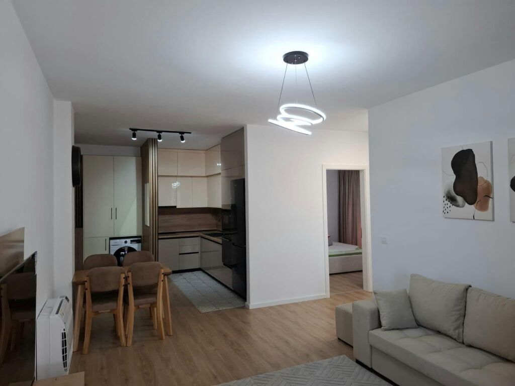 JEPET APARTAMENT ME QERA 2+1, LAPRAKE