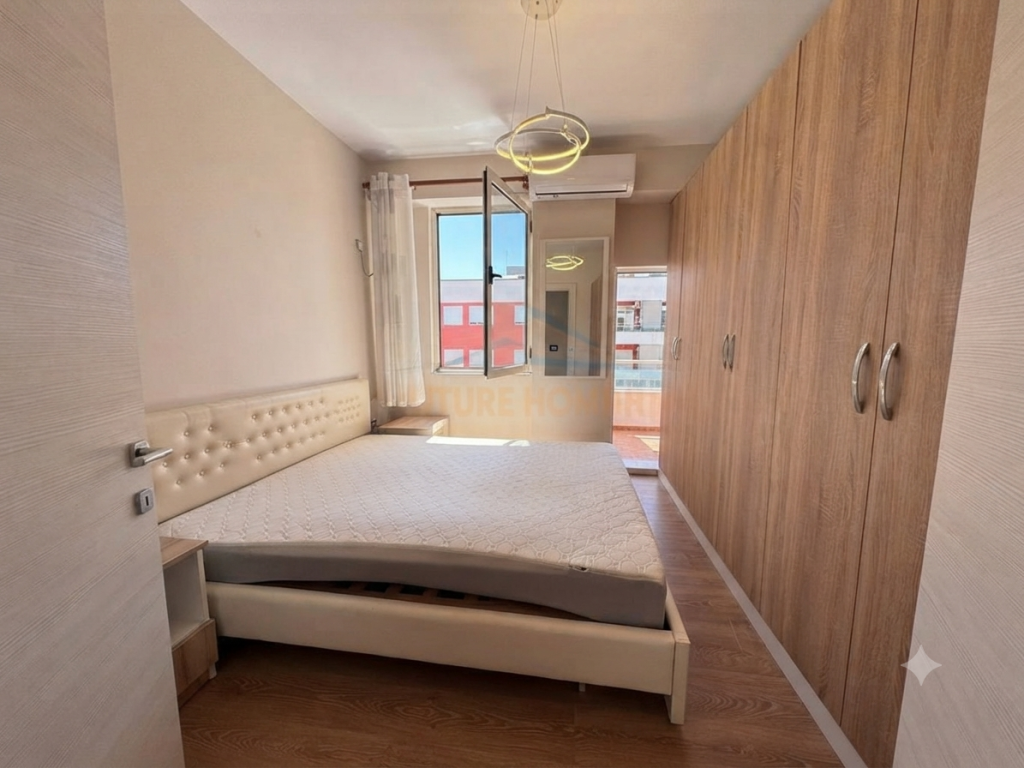 Shitet, Apartament 2+1, Unaza e Re, Tiranë