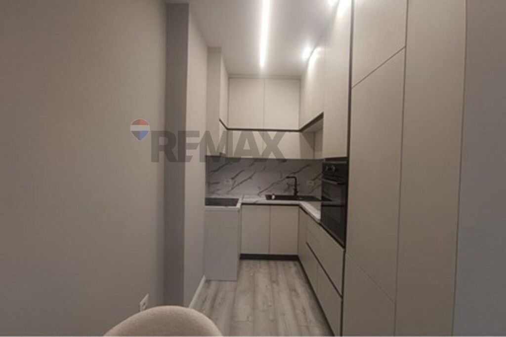 Jepet me qera apartament 1+1+ post parkimi ne Don Bosko .