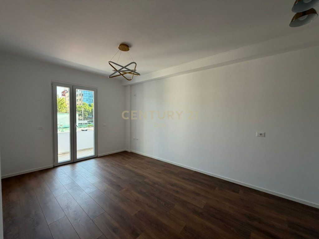 FOR SALE 1+1 APARTMENT ON DRITAN HOXHA STREET