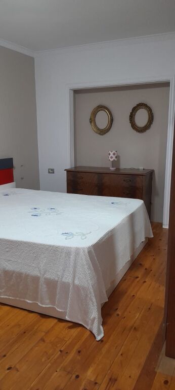 Appartamento 2+1, Via Kosovareve!
