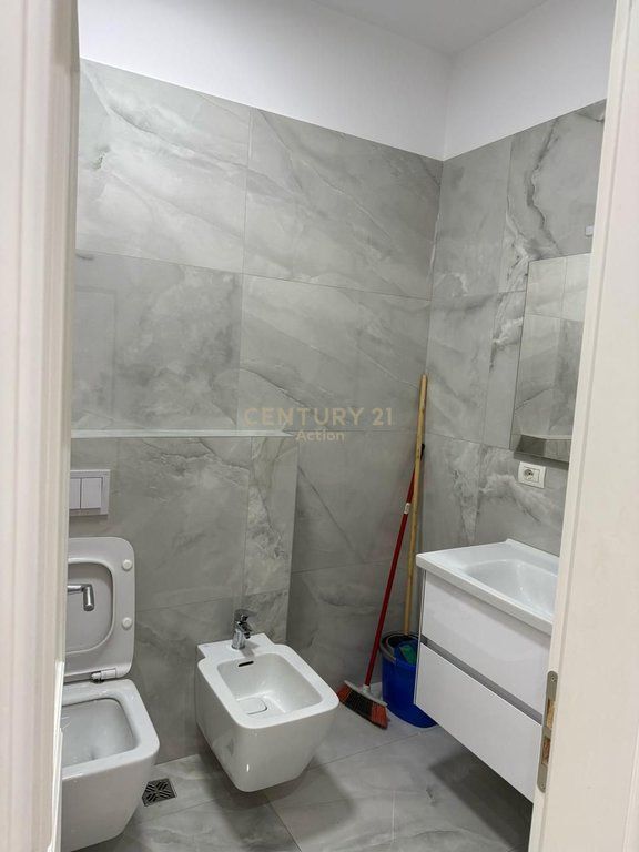 🏡 Appartamento 3+1+2 in affitto a Porcelan