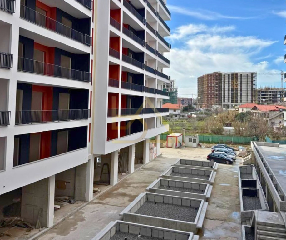 Apartament 2+1+2 për Shitje – Space City Residence, Paskuqan