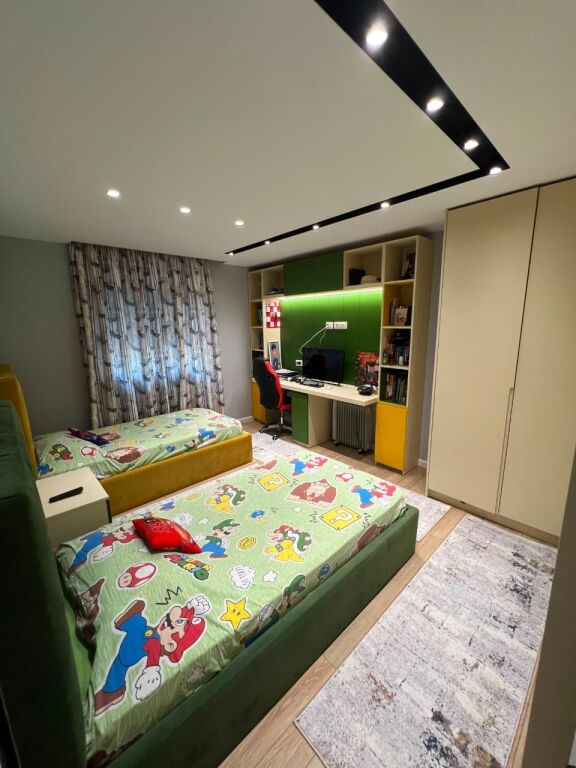 Shitet Apartament 2+1 ne Porcelan