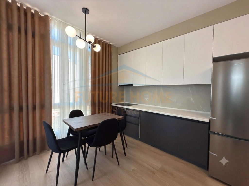 Shitet, Apartament 2+1, Unaza e Re
