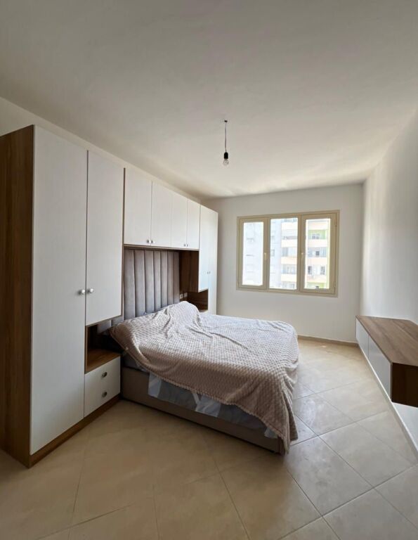 JEPET ME QERA APARTAMENT 2+1+2 PRANE POSTES PLZH, DURRES