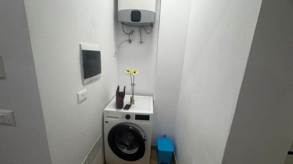 Jepet me Qira: Apartament 1+1 me Garderobë te Garda