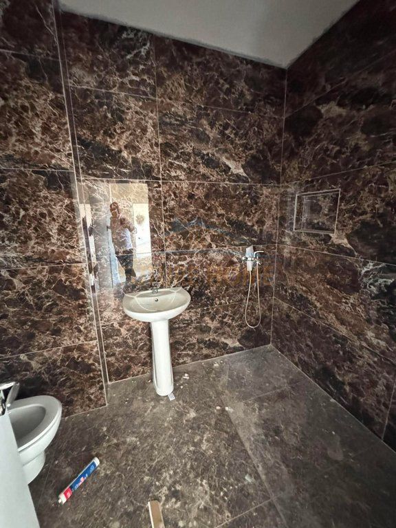 Shitet, Apartament 2+1, Urban Gate, Unaza e Re