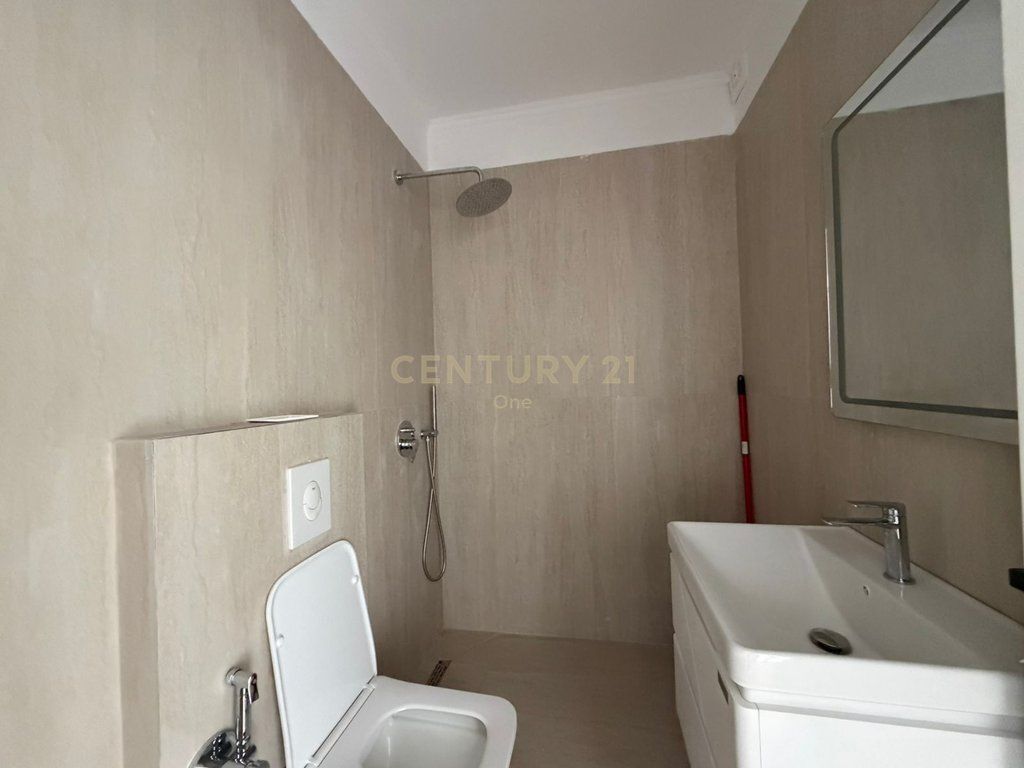 FOR SALE 1+1 APARTMENT ON DRITAN HOXHA STREET