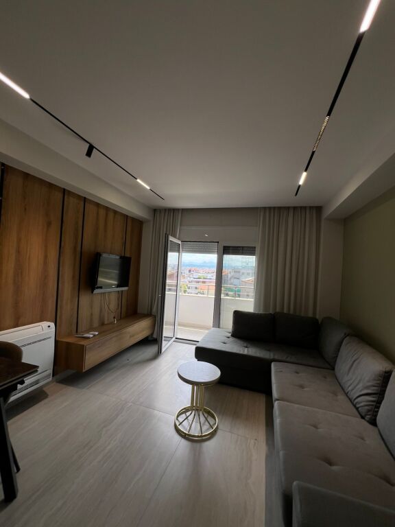 Shitet Apartament 2+1 në Lagjen 17, pranë Ujësjellësit, Durrës