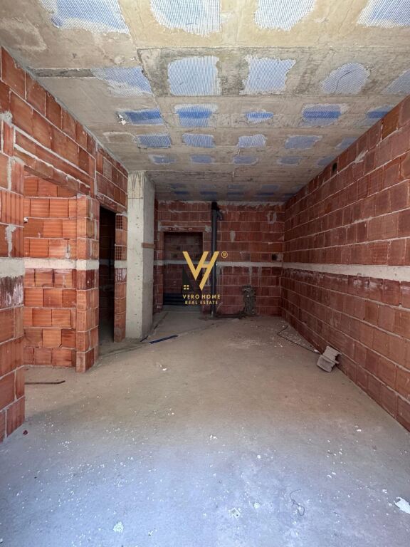 VENDESI APPARTAMENTO 1+1+BLK A PASKUQAN 65.000 EURO