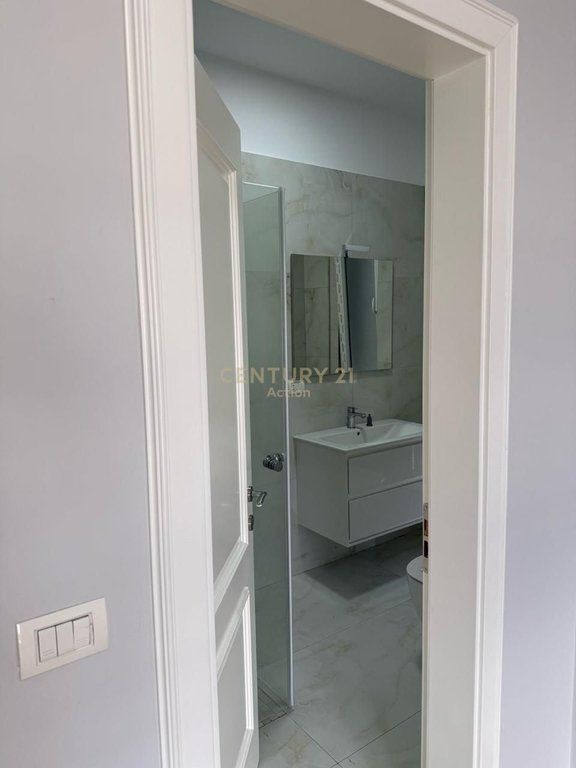 🏡 Appartamento 3+1+2 in affitto a Porcelan