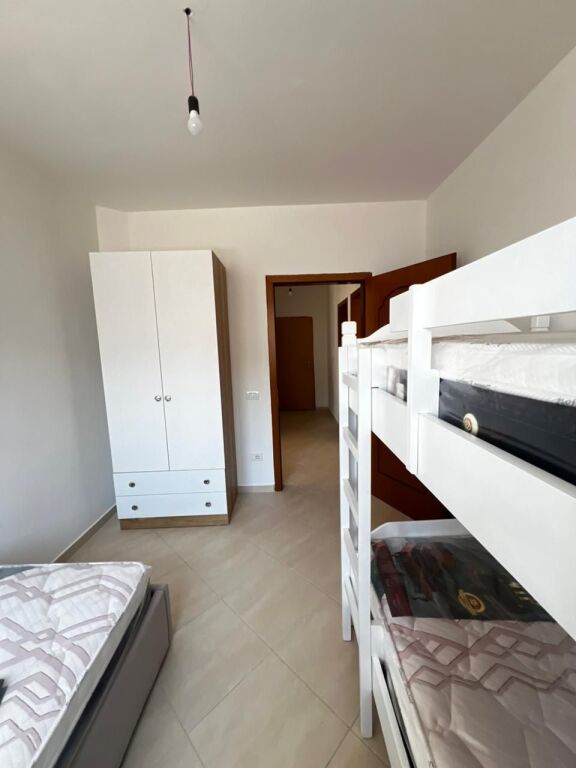 JEPET ME QERA APARTAMENT 2+1+2 PRANE POSTES PLZH, DURRES