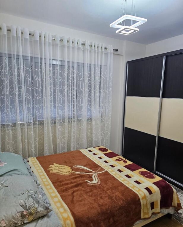 Qera | Apartament 2 + 1 | Rruga 5 Maji | 550 €/muaj