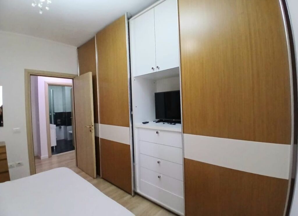 Jepet me qira 2+1 Ali Demi 550 mije leke