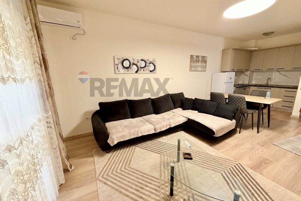 Jepet me Qira: Apartament 1+1 (Pranë Pavarotit / Kopshti Zoologjik)