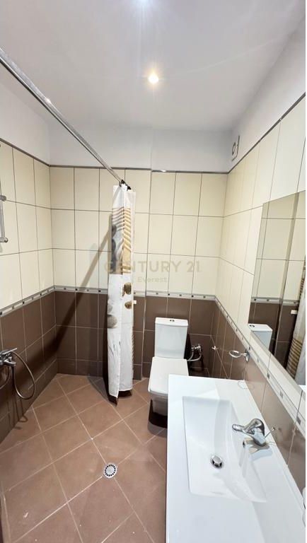 🏡 Shitet apartament 3+1 me post parkimi pranë Kopshtit Zoologjik!