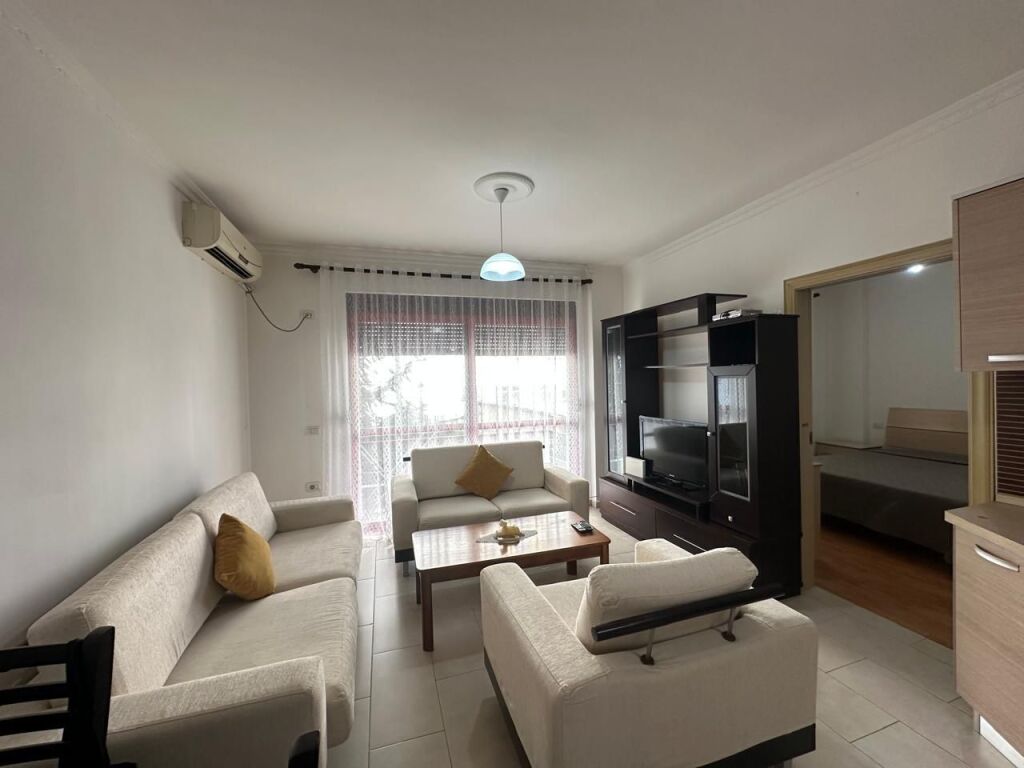 Apartament me qera 1+1 Zogu i zi