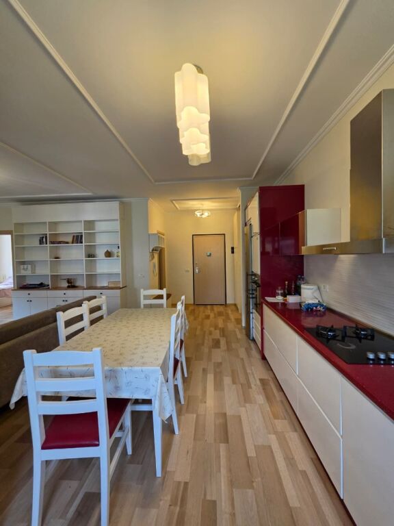 🏡 **FOR SALE: 2+1 Apartment with 2 Bathrooms 🚾 &amp; 1 Balcony 📍Liqeni i Thatë – FZ Residence | 105 m² 🌇 | 5th Floor 🔥 | Title Deed | Fully Furnished (€230,000 💸) 🌐**