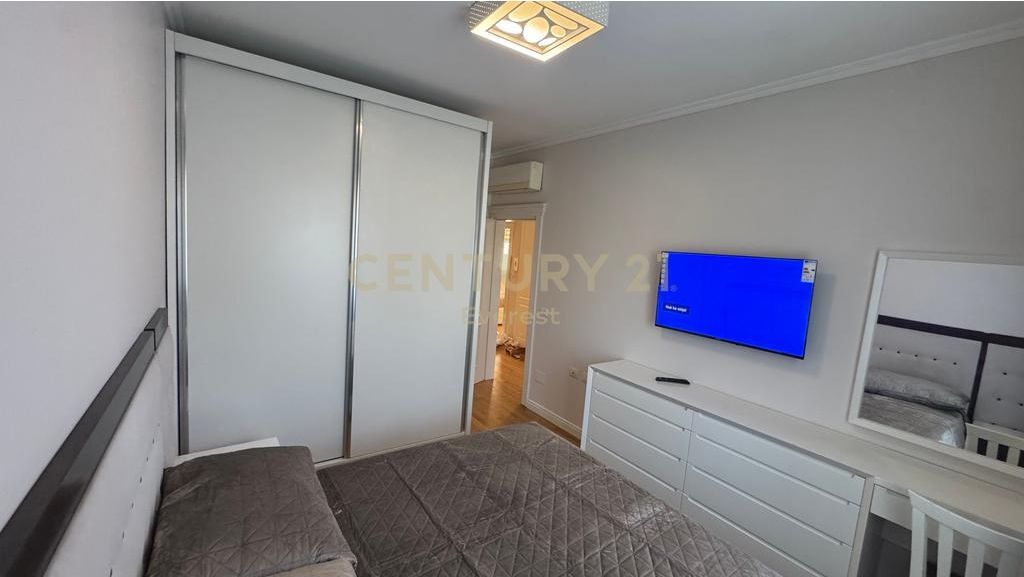 Shesim Apartament 3+1 me Post Parkimi – Kopshti Zoologjik, Rr. Eduart Mano 340,000 €