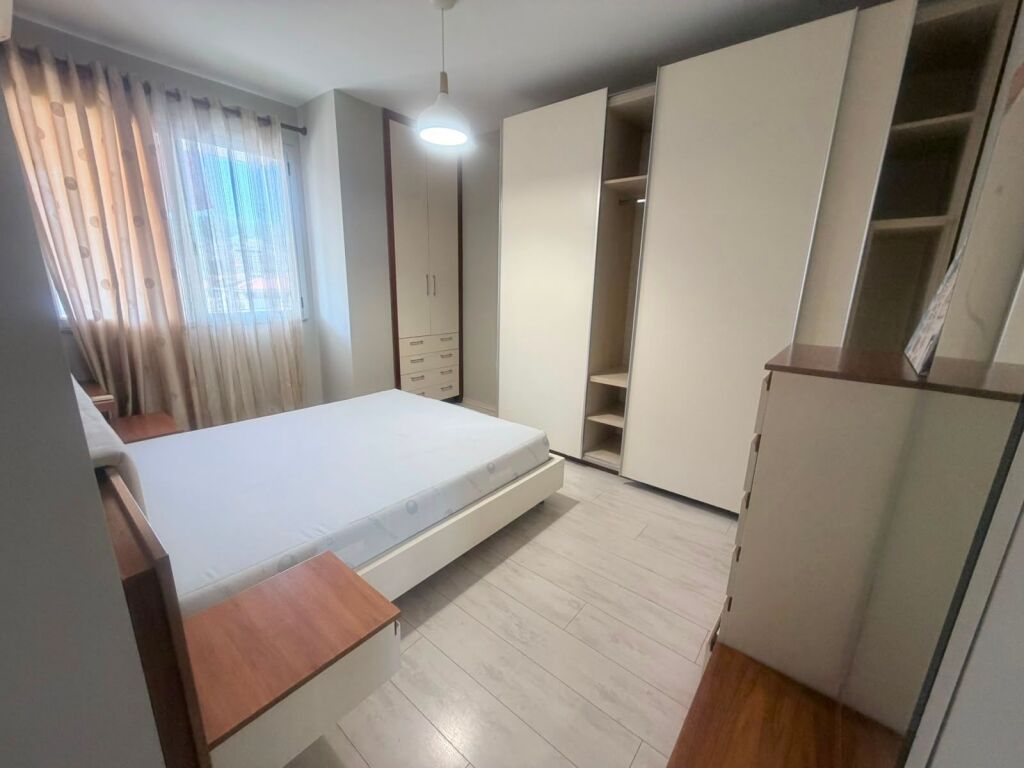 Jepet me qera apart 2+1 Selite mbas Gjimnazit Besnik Sykja