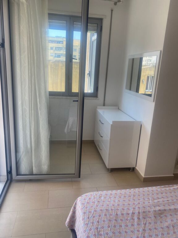 🏡 Apartament 1+1 me qera 📍Don Bosko💰Çmimi: 65.000 lekë/muaj ❗️i diskutueshëm