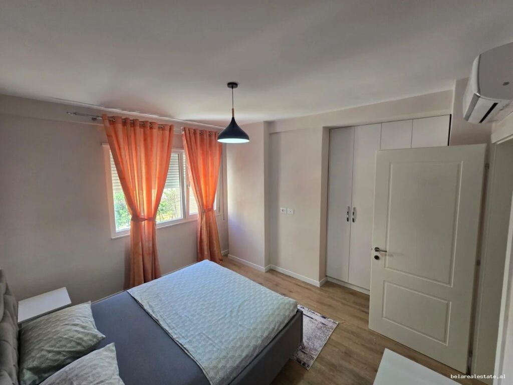 Appartamento In Affitto 1+1 Vicino al Ex Mercato Elettrico (ID B2101800) Tirana