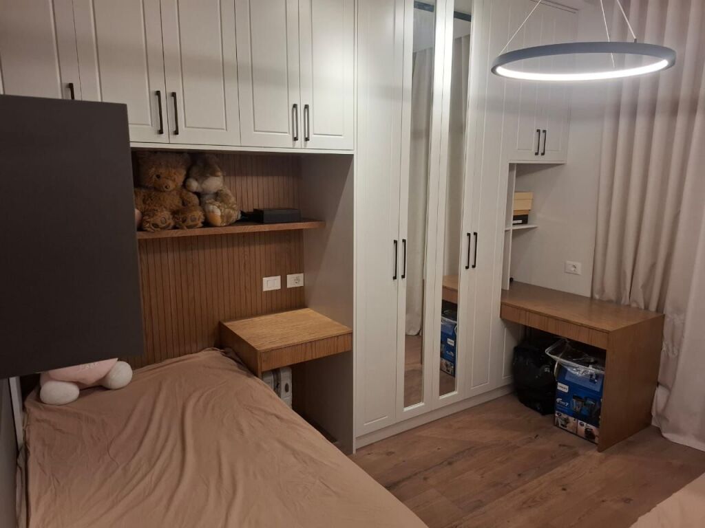 Jepet me qira apartament 2+1+2
