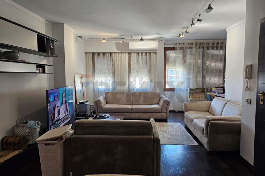 Apartment 1+1 for sale in Bllok!