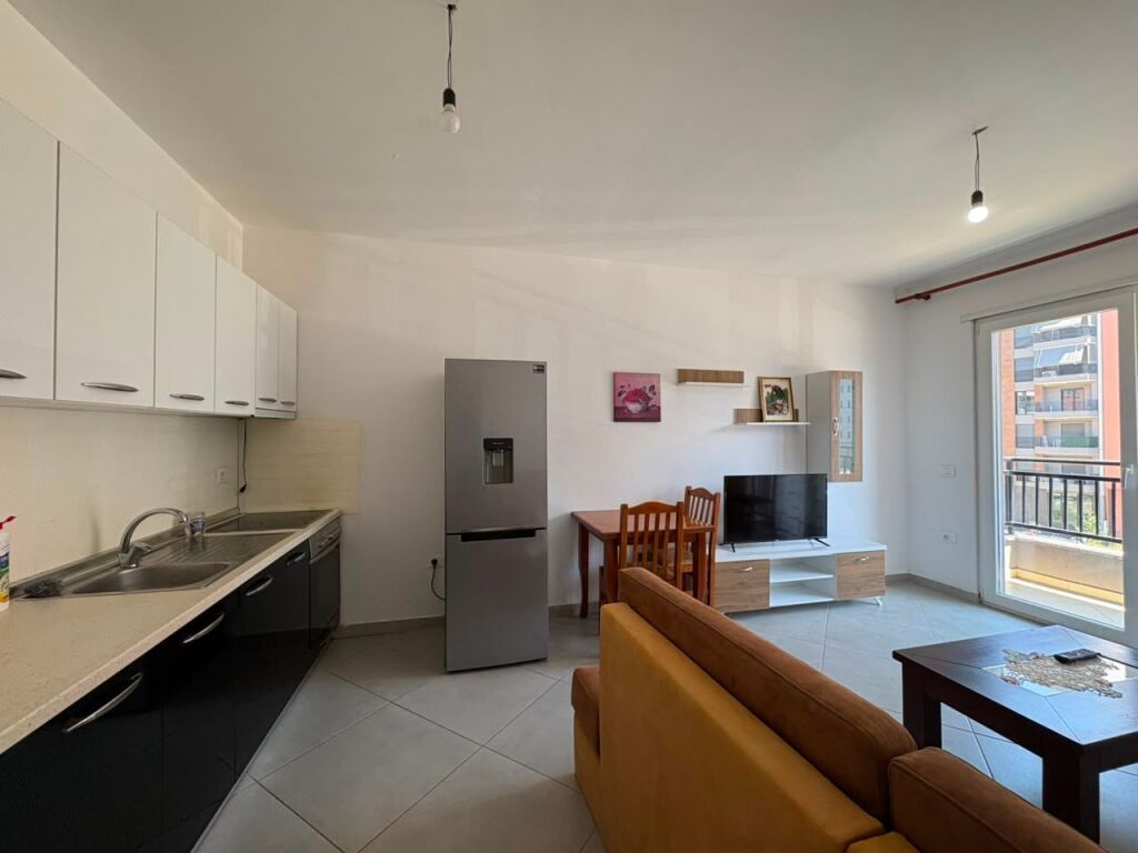 AFFITTASI 1+1 ASTIR, VILLA L2 45,000 LEKE