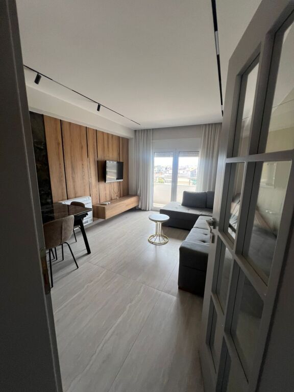 Shitet Apartament 2+1 në Lagjen 17, pranë Ujësjellësit, Durrës