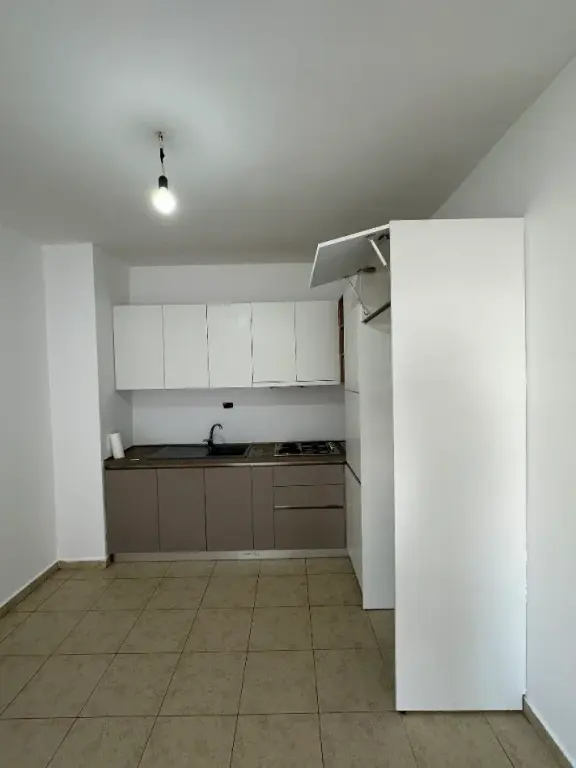 Affitto | Apartament 1 + 1 | Fresku | 300 €/mese