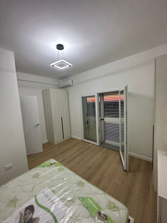 ME QIRA SHTEPI 1+1 - KATI 3 I 1 VILE - LIQENI I FARKES