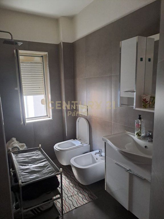 Apartament me qira 2+1+2 tek Vasil Shanto