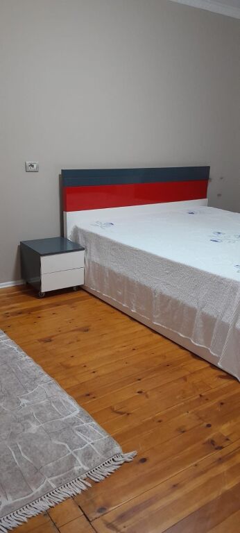 Appartamento 2+1, Via Kosovareve!