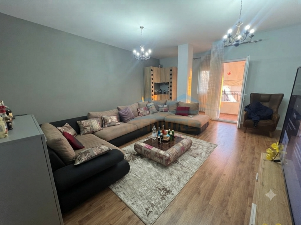 Shitet, Apartament 2+1, Jordan Misja, Tiranë