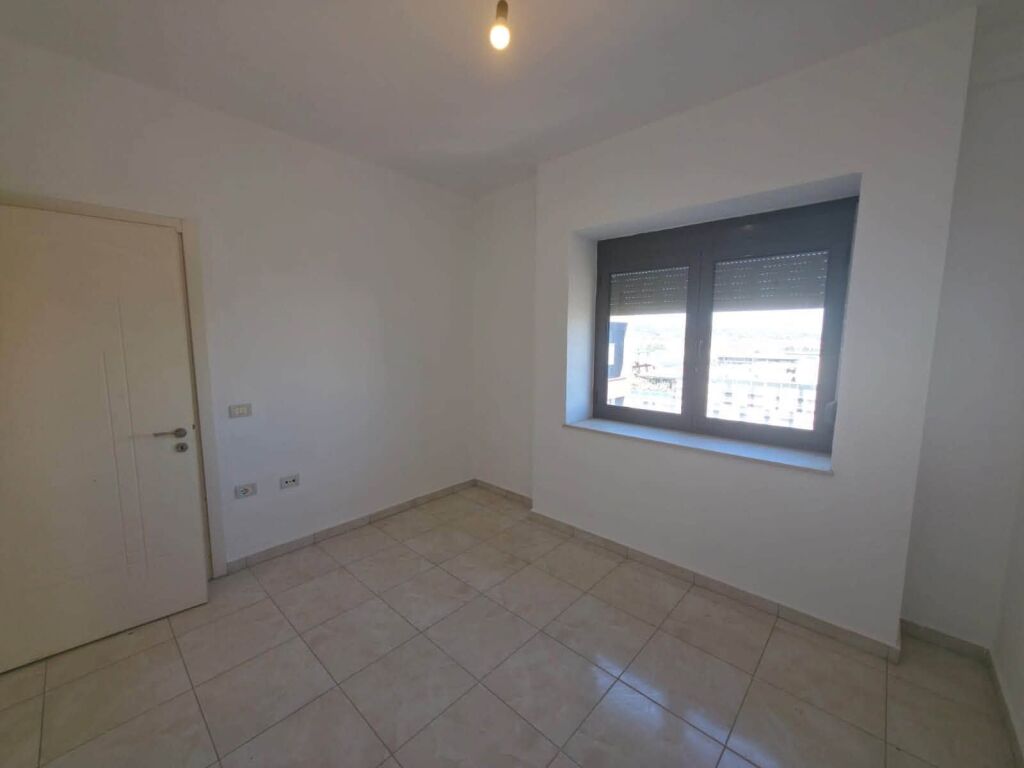 OKAZION!!! SHITET APARTAMENT 3+1+2 PRANE CASA ITALIAS