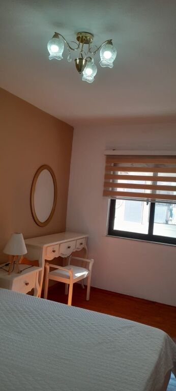 Appartamento 2+1, Via Kosovareve!