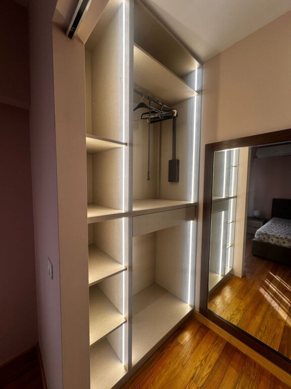 🏡 JEPET ME QERA APARTAMENT 1+1 – FRESK