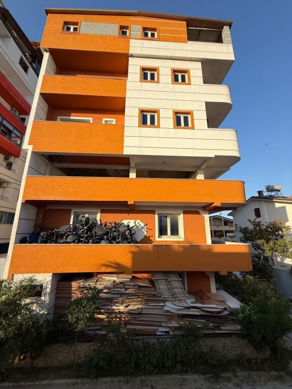 Entire Building for Rent in Ish-Këneta, Durrës